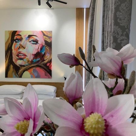 Apartment Z Kominkiem W Sercu Wroclawia Bagian luar foto